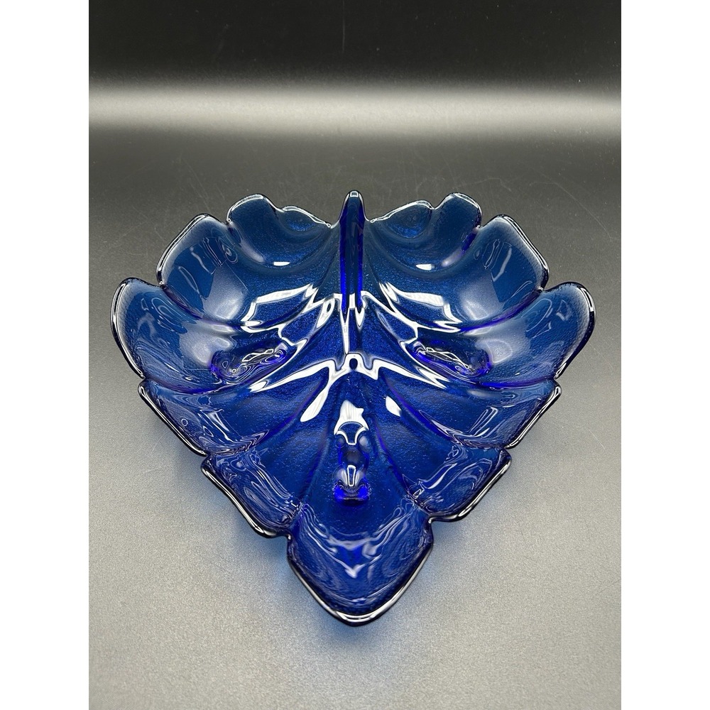 VTG Blue Art Glass Footed Leaf Bowl Dish Cobalt Blue Textured Raised Vein